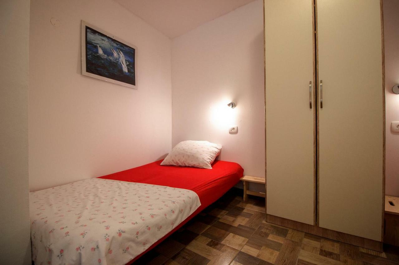 Mrkonjic Branko & Marija Apartmani Omiš Exteriör bild