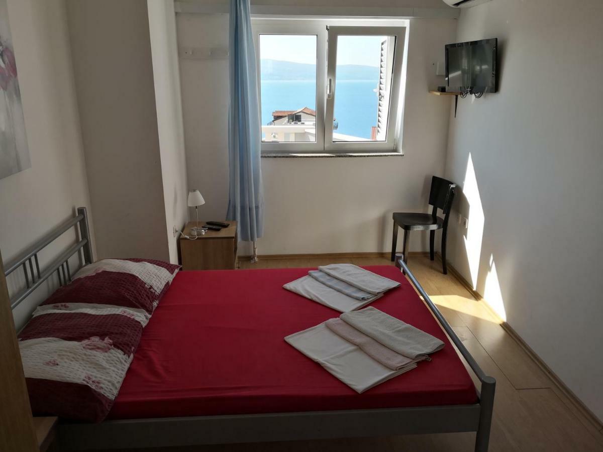 Mrkonjic Branko & Marija Apartmani Omiš Exteriör bild