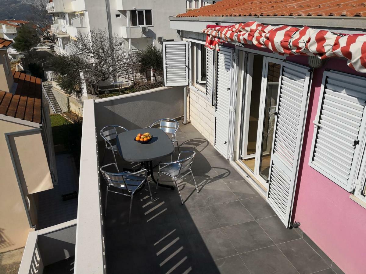 Mrkonjic Branko & Marija Apartmani Omiš Exteriör bild