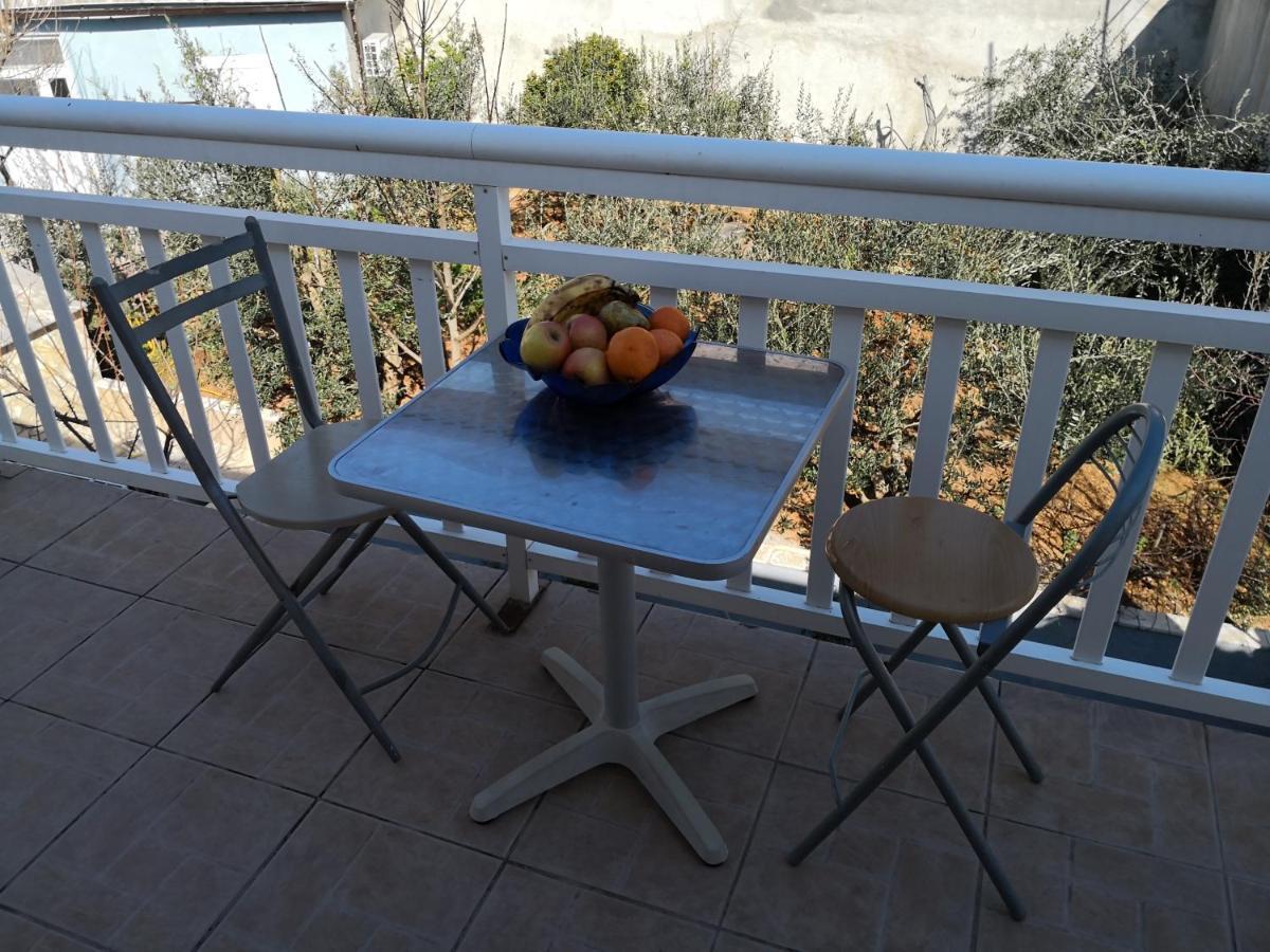 Mrkonjic Branko & Marija Apartmani Omiš Exteriör bild